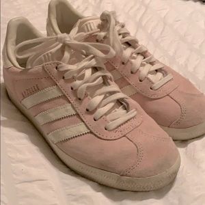 Women’s Adidas Originals sneakers in pink 💕